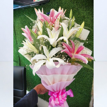 birthday lily flower bouquet
